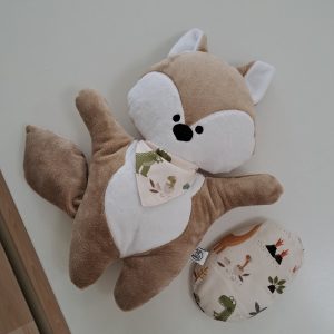 Béébi Boróka mini sópárnával - Pancho (választható kendőcskével)